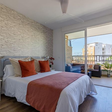 Апартаменти Living4Malaga Theatre Square Terrace Екстер'єр фото